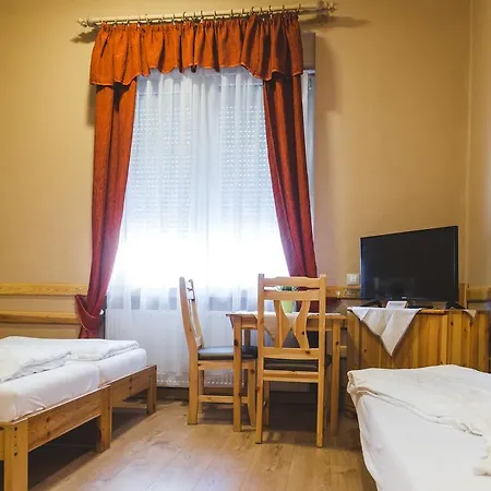 Hotel Karin