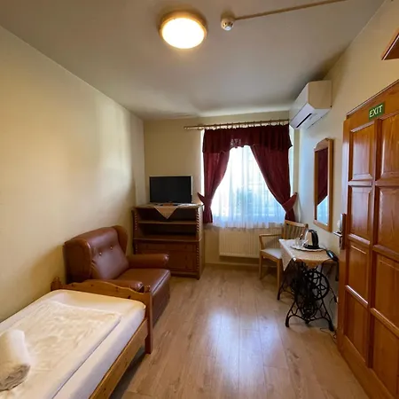 Hotel Karin 3*